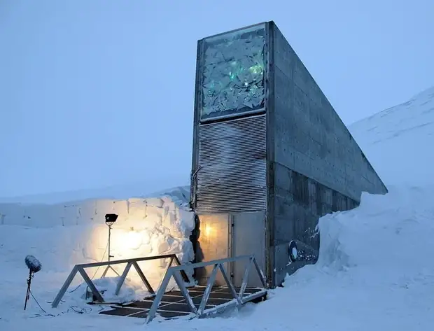 Пирамида на архипелаге Шпицберген: тайна советского поселка-призрака