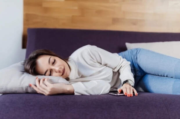 Ученые связали сон с замедлением работы мозга