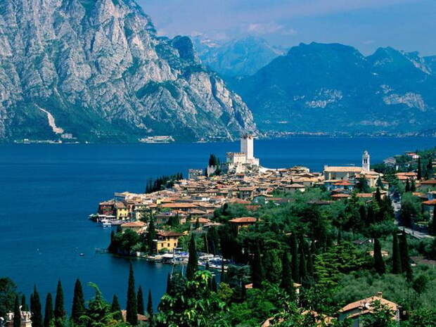 Lake_Garda_Malcesine_Italy (700x525, 161Kb)