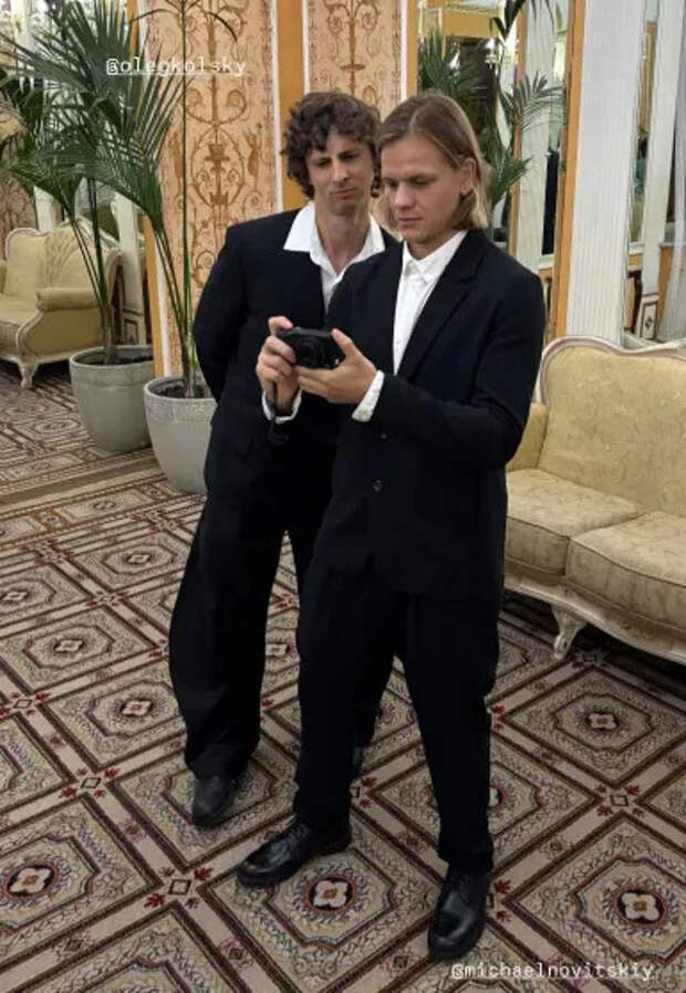 Олег Кольский с другом