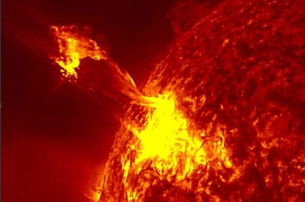 Ученый Богачев: рекордные вспышки на Солнце возможны в 2026 году