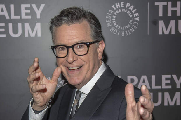Телеведущий Стивен Кольбер объявил о дате закрытия своего The Late Show