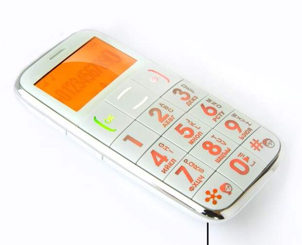Громкий телефон для слабослышащих. Бабушкофон just5. Сотовый телефон для пожилых с большими кнопками Nokia g36. Just5 телефон кнопочный. Бабушкофон 2020.