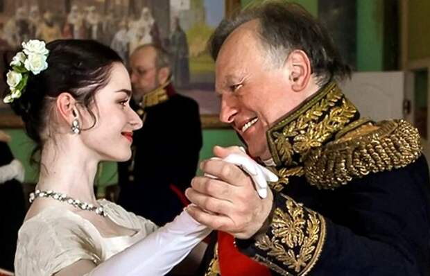 Анастасия Ещенко и Олег Соколов. Анастасия Ещенко и Олег Соколов.