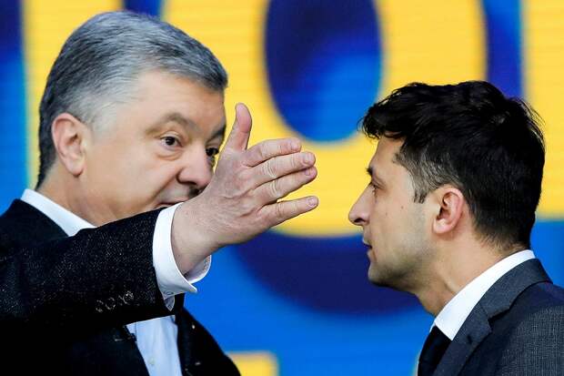 Лагерь Петра Порошенко уже вторые сутки «качает» тему государственной измены Владимира Зеленского из-за его...