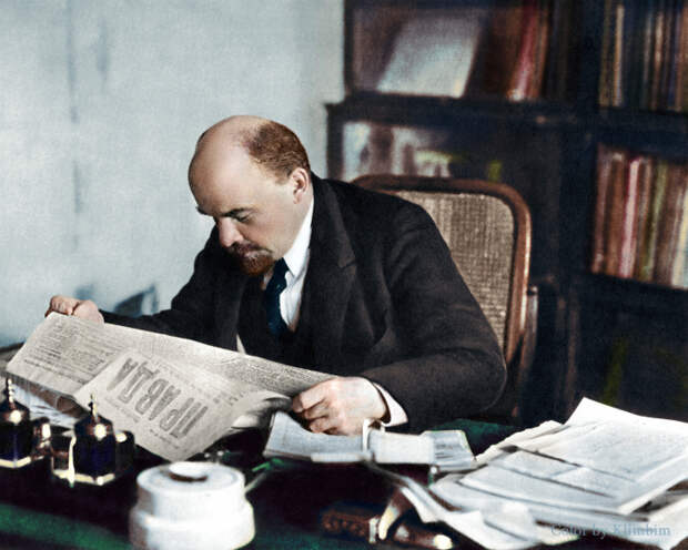 Lenin-October-1918.jpg