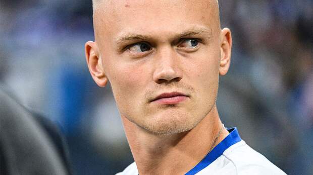 Агент Тюкавина оценил шансы его клиента обойти Дзюбу по голам за сборную: «Это достижимо»