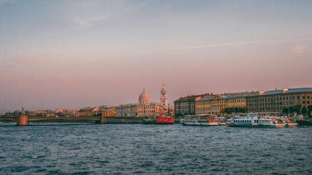 Куда поехать весной в России: 5 интересных направлений