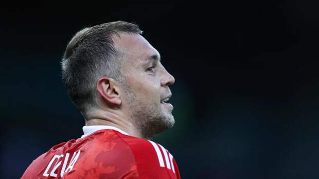 Дзюба — о выборе тренера в «Спартаке»: на цу-е-фа скидываются