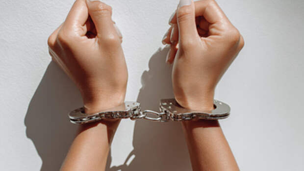 В США учительница совратила школьника и устроила с ним трехчасовой секс-марафон