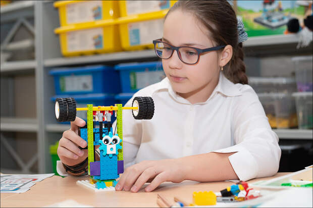 Как обеспечить научный подход? Фотообзор нового конструкторского решения lego® Education BricQ Motion 45401