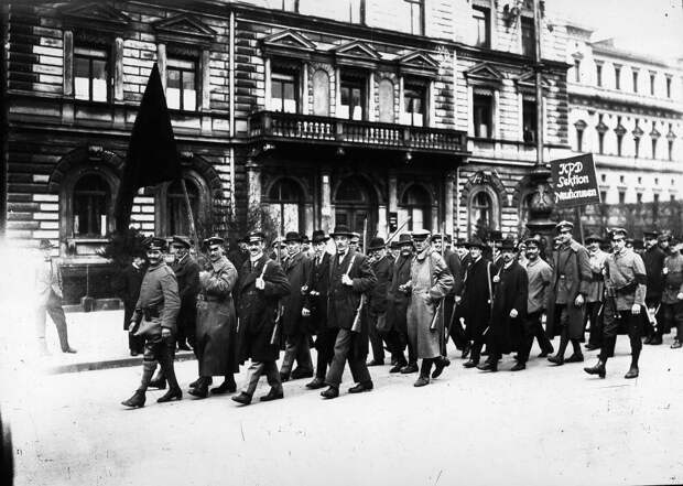 Германское чк. «Днем x» — было назначено 23 октября.