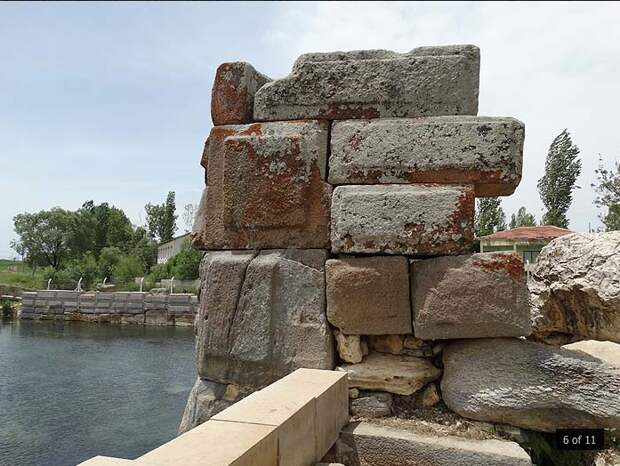 Сакральный памятник хеттов Эфлатун Пинар: когда история теряется в реставрации