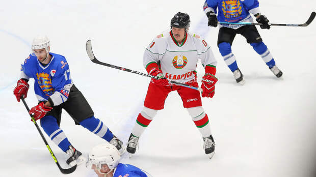 «Моя гуманитарная миссия». Саша Филипенко — о своей просьбе перенести Чемпионат мира по хоккею из Беларуси