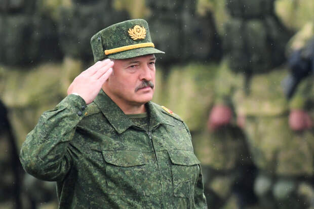 Лукашенко: наследники нацистов формируют ударную силу для броска на Восток