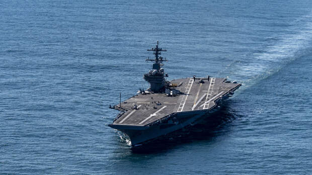 Авианосец ВМС США George H.W. Bush прибыл в Индийский океан