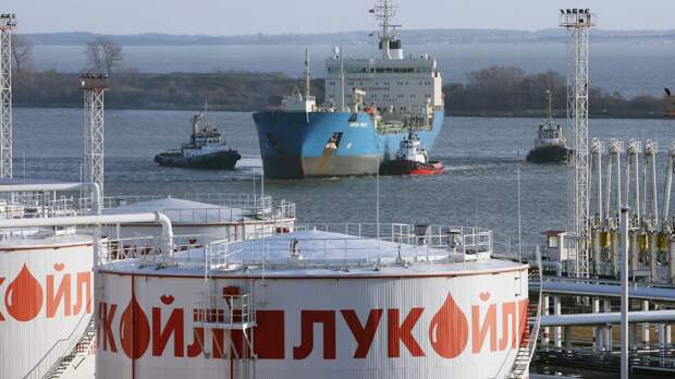 Индия вновь начинает закупать нефть в России — и уже по более высокой цене