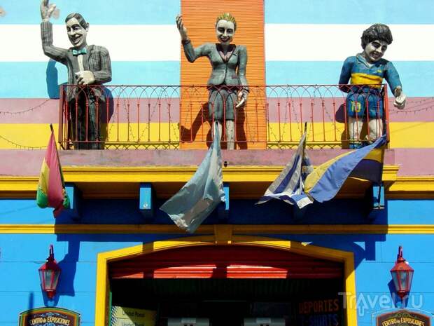 Скульптуры в квартале La Boca, Буэнос-Айрес / Аргентина