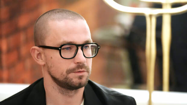 «У всего есть своя цена»: Саша Петров предостерег от стремления к легким деньгам