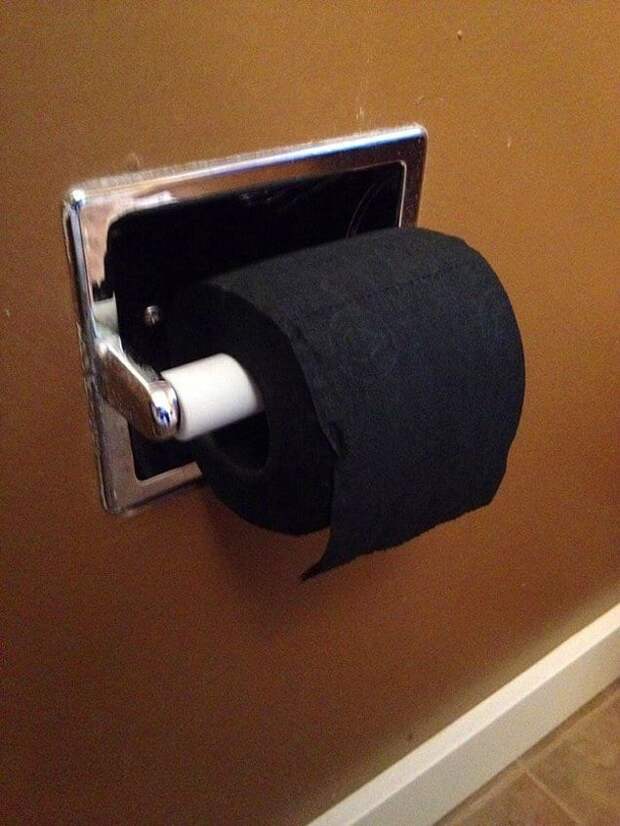 Вы когда-нибудь видели черную туалетную бумагу?
