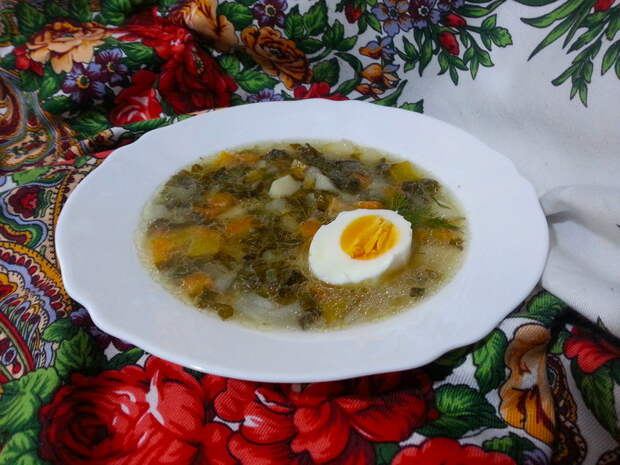 Наварю-ка вкусных щей… Любимый рецепт «Щей из щавеля с яйцом»