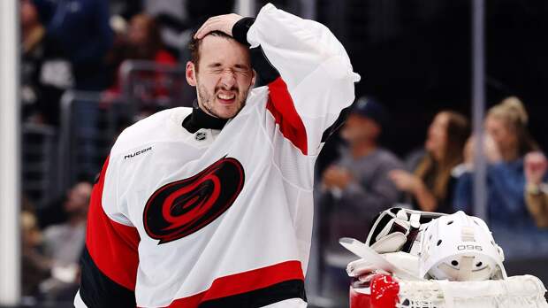 «Каролина» в гостях победила «Коламбус». У Марченко и Свечникова по «гол+пас»