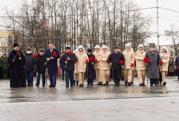 Игорь Руденя вместе с фронтовиками и жителями принял участие в мероприятиях в честь 80-летия освобождения Калинина