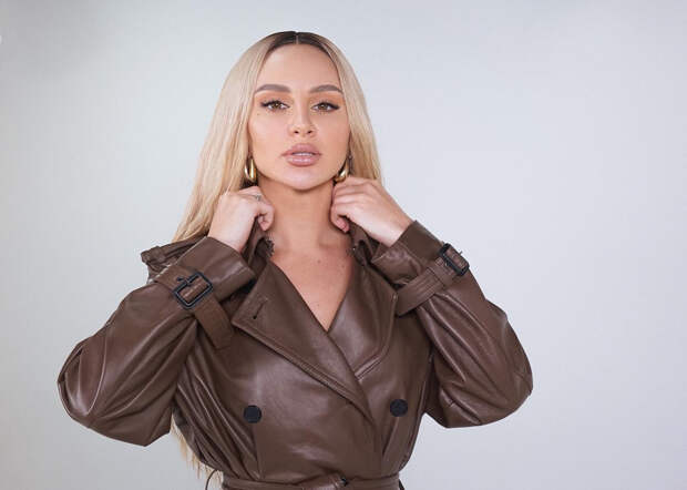 ANNA ASTI пошла «По барам»: подробности нового трека и альбома певицы