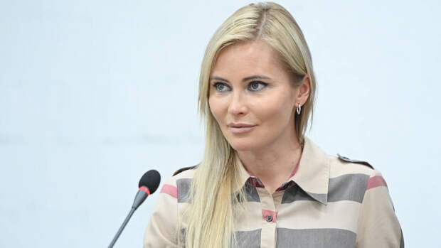 Телеведущая Дана Борисова насчитала 150 порезов на теле дочери