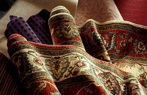 Считается, что традиция покупки узорчатых ковров пошла из Турции / Фото: dunya.com