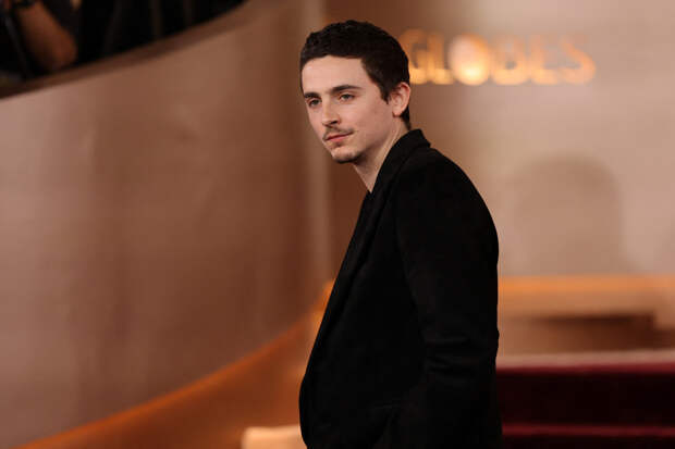 «Он полный идиот». Весь Голливуд недоволен Тимоти Шаламе. За что хотят отменить суперзвезду?