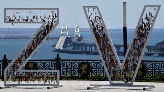 Движение транспорта по Крымскому мосту возобновлено