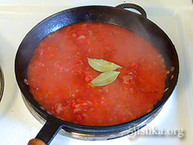 Судак в томатном соусе