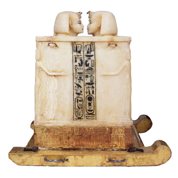 Ковчег с внутренностями Тутанхамона.