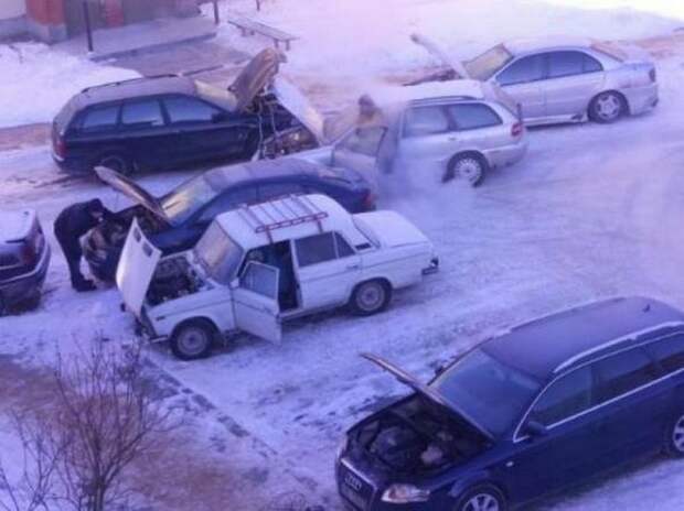 Зима - это когда утро начинается не с кофе  зима, прикол, снег, юмор