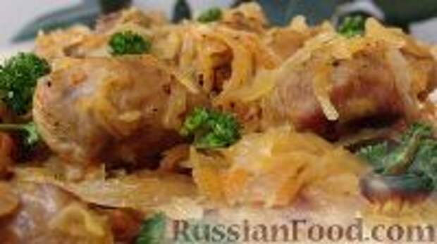 Фото к рецепту: Бигос (тушеная капуста с мясом)