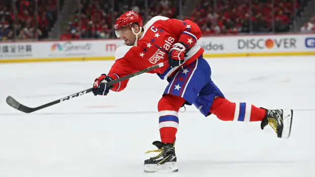 Подарок от «Нью-Джерси» и вторая беременность жены: что происходит в жизни Овечкина после 700-го гола в НХЛ