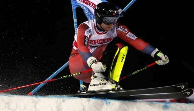 Олимпийский скандал в Норвегии: горнолыжники отказались носить "нацистские свитера"