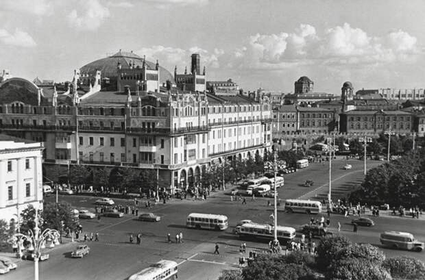 8 пикантных наблюдений, сделанных иностранными знаменитостями в советской Москве