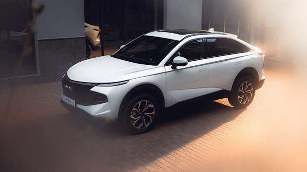 На замену Geely Tugella: выпускаемый в России новый полноприводный купе-кроссовер Haval F7x подешевел