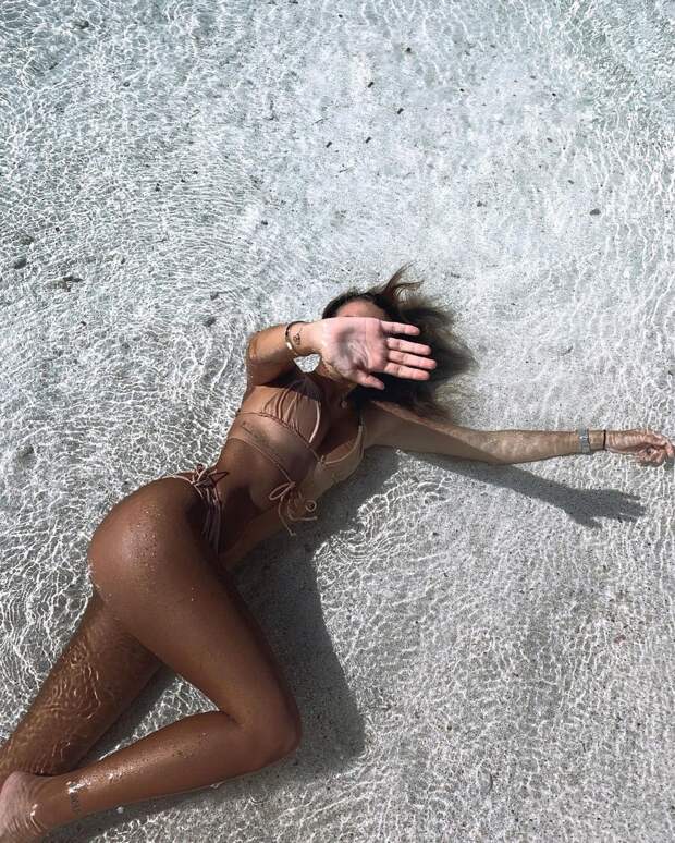 Красивые и мокрые девушки