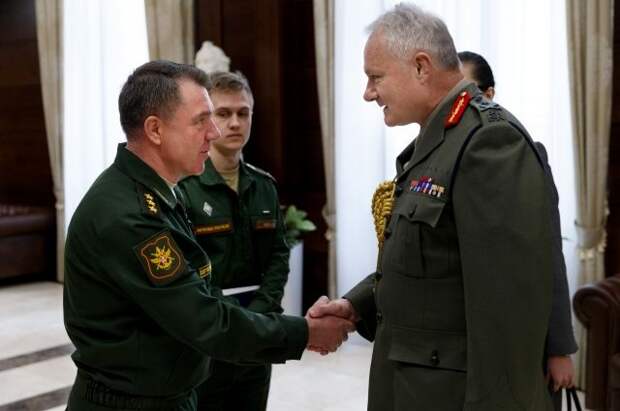 Представители ВС РФ и Великобритании обсудили военное взаимодействие