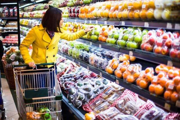 Ошибки в продуктовом магазине, из-за которых люди набирают лишний вес