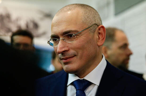 Ходорковский увидел четвертый срок у Путина, а у Меркель не увидел
