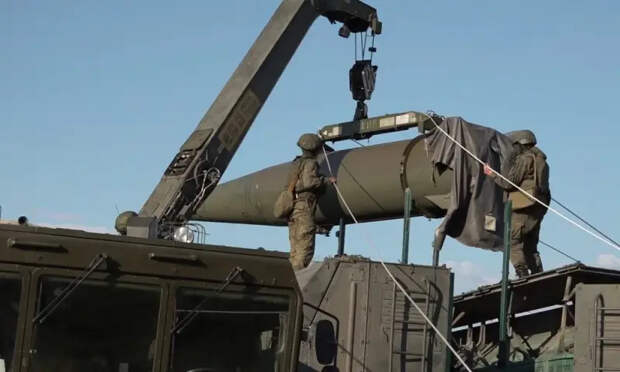 В Южном военном округе стартовал первый этап учений по применению нестратегического ядерного оружия