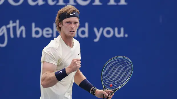 Тарпищев: Рублёв «забьёт» Чилича в матче Australian Open-2022