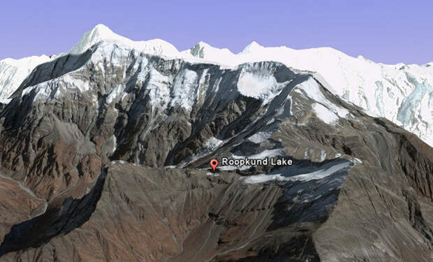 Тайна озера Роопкунд в Гималаях