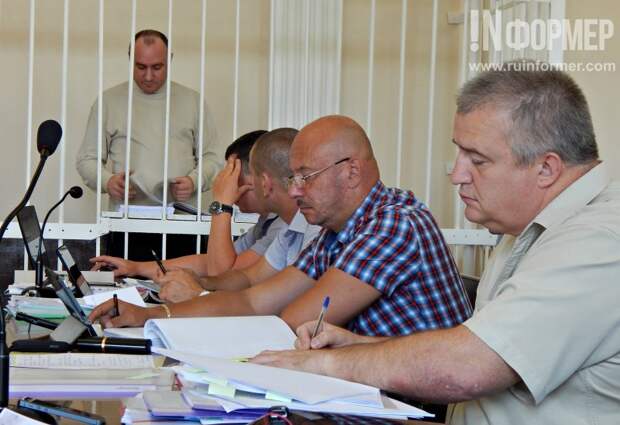 В севастопольском суде Геннадий Басов держится достойно (фото)