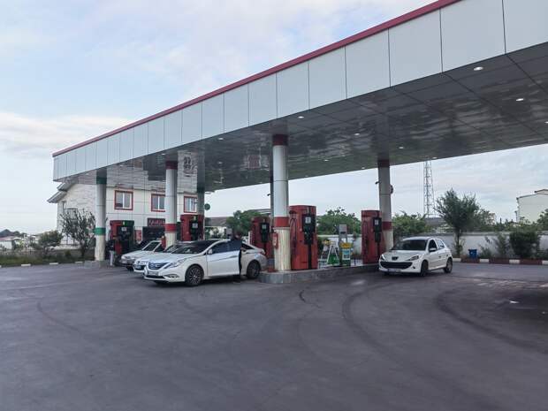 Число эвакуированных из Ирана россиян изменилось