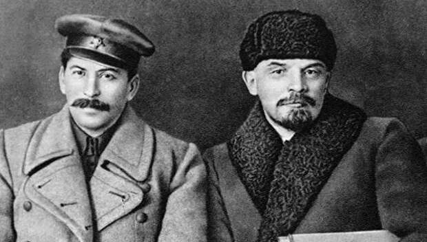 Сталин (Джугашвили) и Ленин (Ульянов) после революции